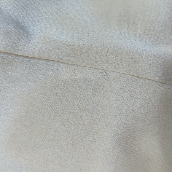 VINCE Celeste Twist-Front Long-Sleeve Silk Midi Dress - Picture 5 of 12